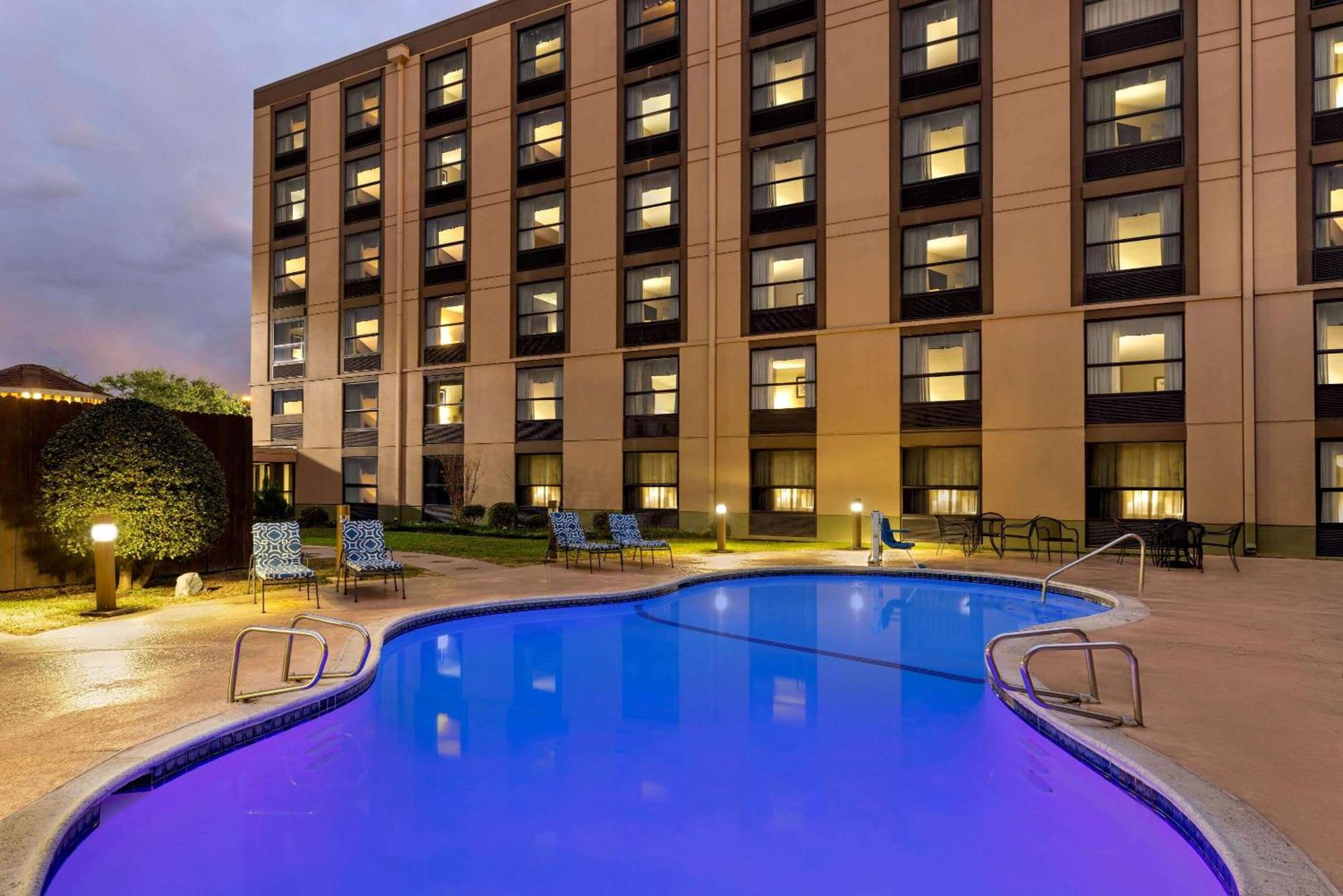 דאלאס Iban Hotel, Trademark Collection By Wyndham מראה חיצוני תמונה